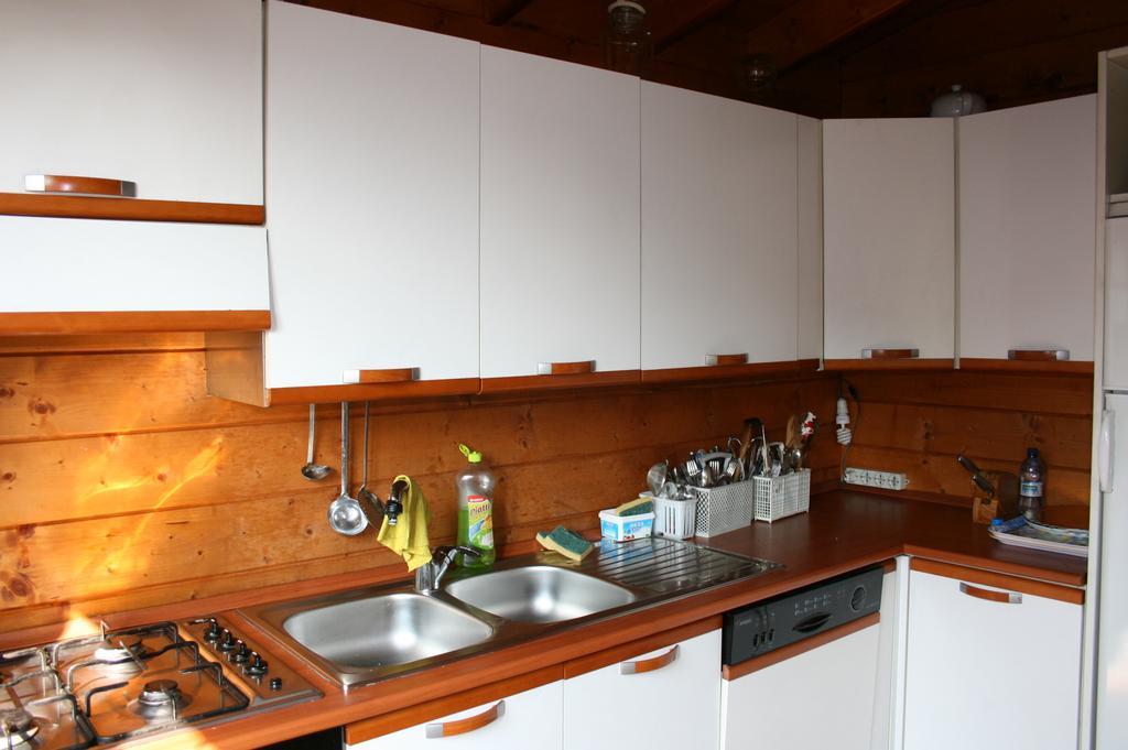 Casa Dell' Abbondanza B&B Agriturismo Vigoleno Bilik gambar