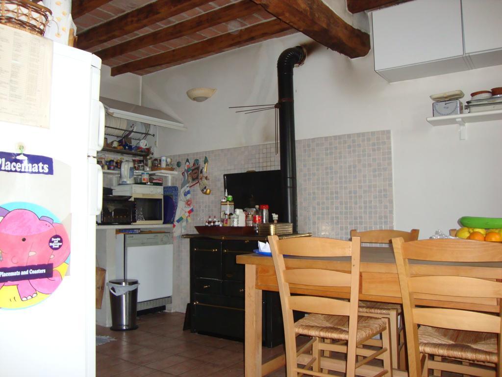 Casa Dell' Abbondanza B&B Agriturismo Vigoleno Luaran gambar